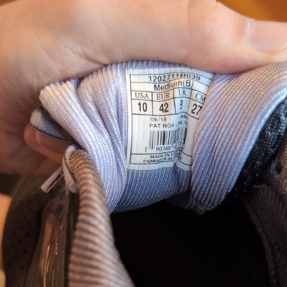 Brooks Women's Athletic Shoes - Black and Purple - Picture 3 of 8